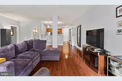 1811 Chestnut Street #301, Philadelphia, PA 19103 - Photo 5