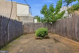 1820 S 19th St, Philadelphia, PA 19145 - Photo 9