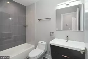 1634 Cambridge St, Philadelphia, PA 19130 - Photo 5