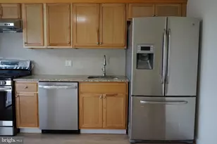 135 Gay St, Philadelphia, PA 19127 - Photo 9