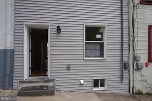135 Gay St, Philadelphia, PA 19127 - Photo 3