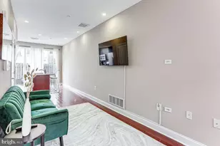 1146 S Dorrance St, Philadelphia, PA 19146 - Photo 3