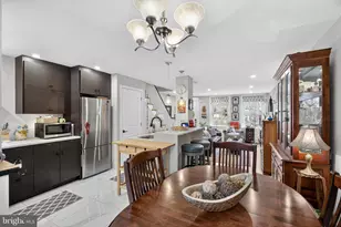 7704 Ardleigh St, Philadelphia, PA 19118 - Photo 7