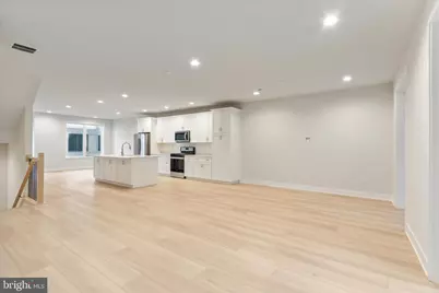 3000 Sedgeview Walk #127, Philadelphia, PA 19125 - Photo 3