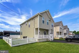 9241 Cambridge St, Philadelphia, PA 19114 - Photo 3