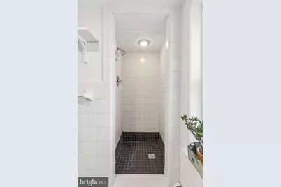 2410 Manning Street, Philadelphia, PA 19103 - Photo 15