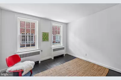 2410 Manning Street, Philadelphia, PA 19103 - Photo 15