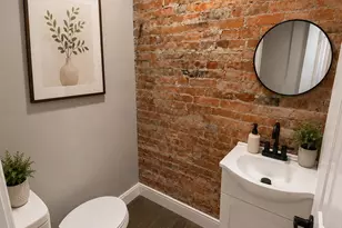 347 N Robinson St, Philadelphia, PA 19139 - Photo 9