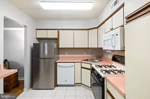 401 Shawmont Ave, Philadelphia, PA 19128 - Photo 7