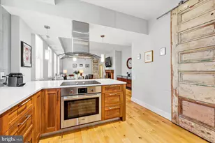102 Church St, Philadelphia, PA 19106 - Photo 13