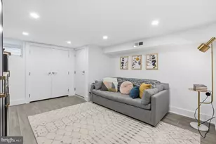 916 Fernon St, Philadelphia, PA 19148 - Photo 33