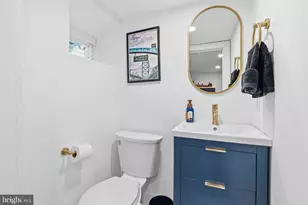 916 Fernon St, Philadelphia, PA 19148 - Photo 35