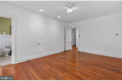 351 S 47th Street #B210, Philadelphia, PA 19143 - Photo 23