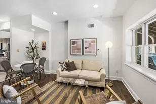 902 Emily St, Philadelphia, PA 19148 - Photo 3