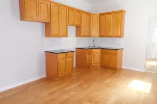 1105 N 42nd St, Philadelphia, PA 19104 - Photo 5