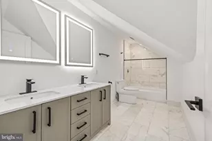 240 W Earlham Ter, Philadelphia, PA 19144 - Photo 33