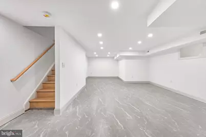 240 W Earlham Terrace, Philadelphia, PA 19144 - Photo 37