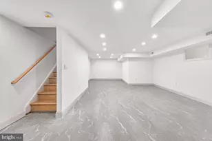 240 W Earlham Ter, Philadelphia, PA 19144 - Photo 37