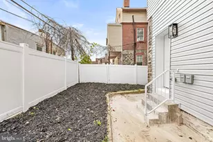 240 W Earlham Ter, Philadelphia, PA 19144 - Photo 39