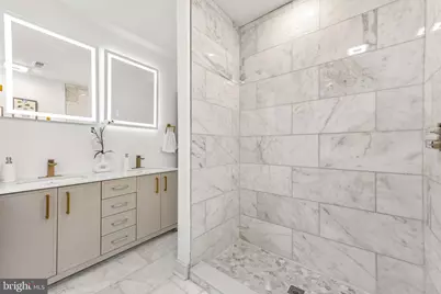 240 W Earlham Terrace, Philadelphia, PA 19144 - Photo 29