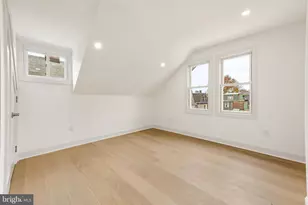 240 W Earlham Ter, Philadelphia, PA 19144 - Photo 25