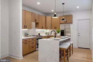 240 W Earlham Ter, Philadelphia, PA 19144 - Photo 9