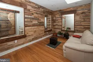 551 N Lawrence St, Philadelphia, PA 19123 - Photo 13