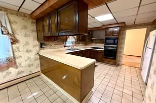 840 Welsh Rd, Philadelphia, PA 19115 - Photo 11