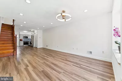 601 Watkins Street, Philadelphia, PA 19148 - Photo 5