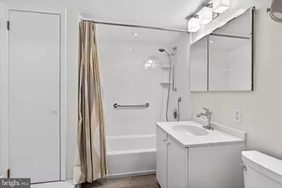 2401 Pennsylvania Avenue #10C52, Philadelphia, PA 19130 - Photo 17