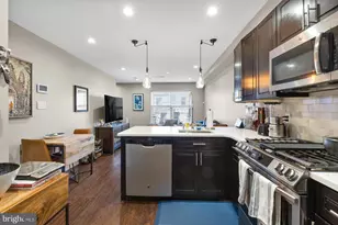 834 N 19th St, Philadelphia, PA 19130 - Photo 7