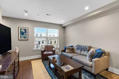 834 N 19th Street #3, Philadelphia, PA 19130 - Photo 1
