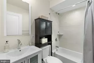 834 N 19th St, Philadelphia, PA 19130 - Photo 17