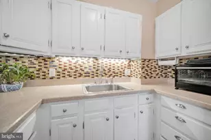 2414 Vista St, Philadelphia, PA 19152 - Photo 15