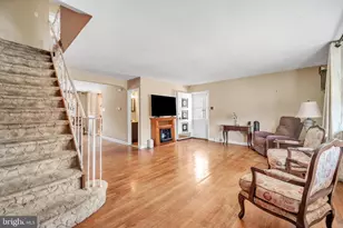 2414 Vista St, Philadelphia, PA 19152 - Photo 7