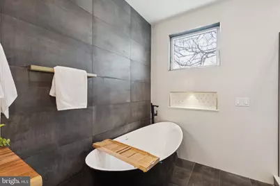1518 S Bambrey Street, Philadelphia, PA 19146 - Photo 27