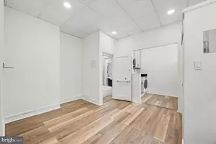 135 S 10th St, Philadelphia, PA 19107 - Photo 3