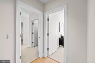 301 S Broad St, Philadelphia, PA 19107 - Photo 25