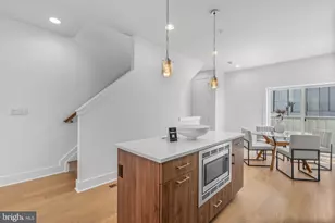 642 N 5th St, Philadelphia, PA 19123 - Photo 5