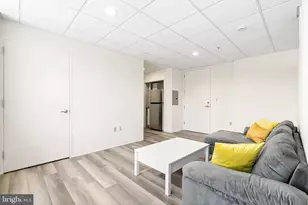 7040 Oxford Ave, Philadelphia, PA 19111 - Photo 33