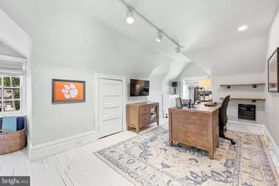112 W Springfield Avenue, Philadelphia, PA 19118 - Photo 29