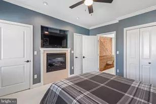 919 S 6th St, Philadelphia, PA 19147 - Photo 33