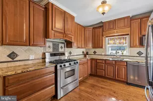 919 S 6th St, Philadelphia, PA 19147 - Photo 11