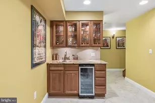 919 S 6th St, Philadelphia, PA 19147 - Photo 39