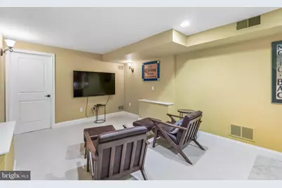 919 S 6th Street, Philadelphia, PA 19147 - Photo 41