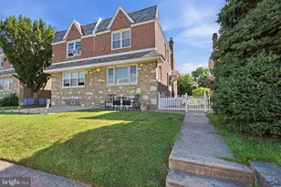 1025 Friendship St, Philadelphia, PA 19111 - Photo 33