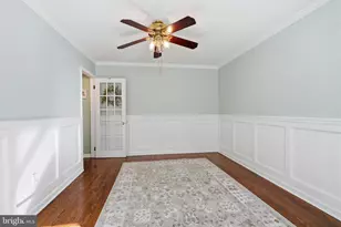 1025 Friendship St, Philadelphia, PA 19111 - Photo 5