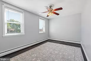 1025 Friendship St, Philadelphia, PA 19111 - Photo 15