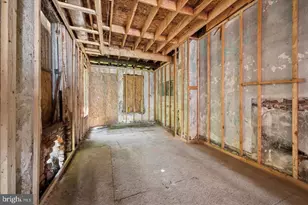 1842 N 24th St, Philadelphia, PA 19121 - Photo 11