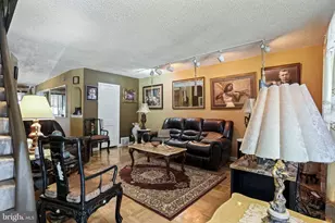 540 Parnell Pl, Philadelphia, PA 19144 - Photo 3